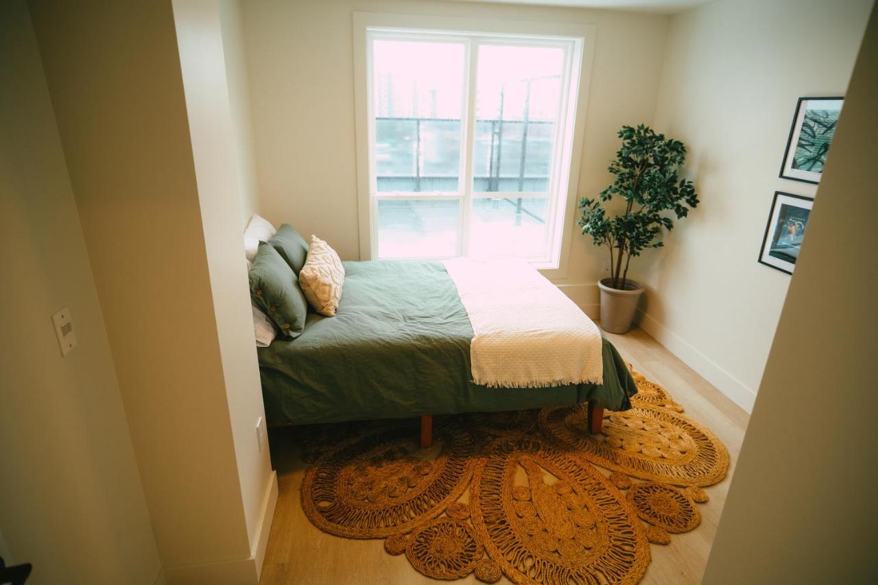 Chic Cozy Retreat - 2Br - Stunning North End Views Leilighet Halifax Eksteriør bilde
